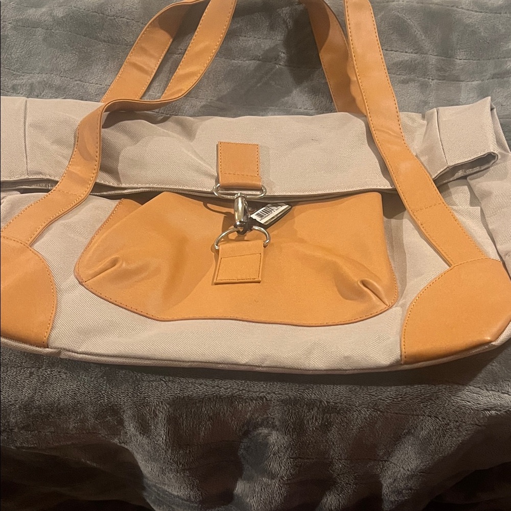 Bijoux Terner Tan and Cream Tote Bag